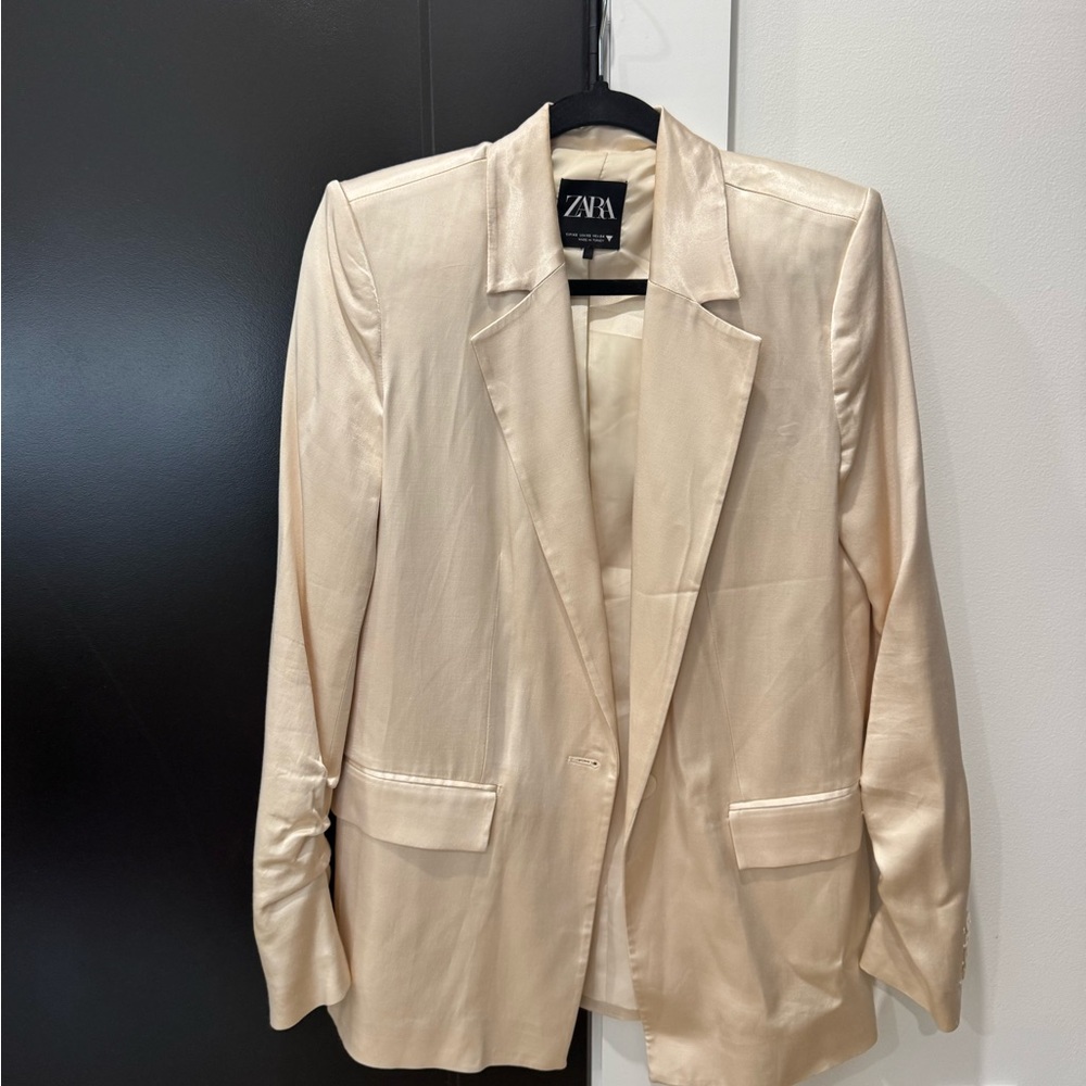 Zara Women's Beige Blazer